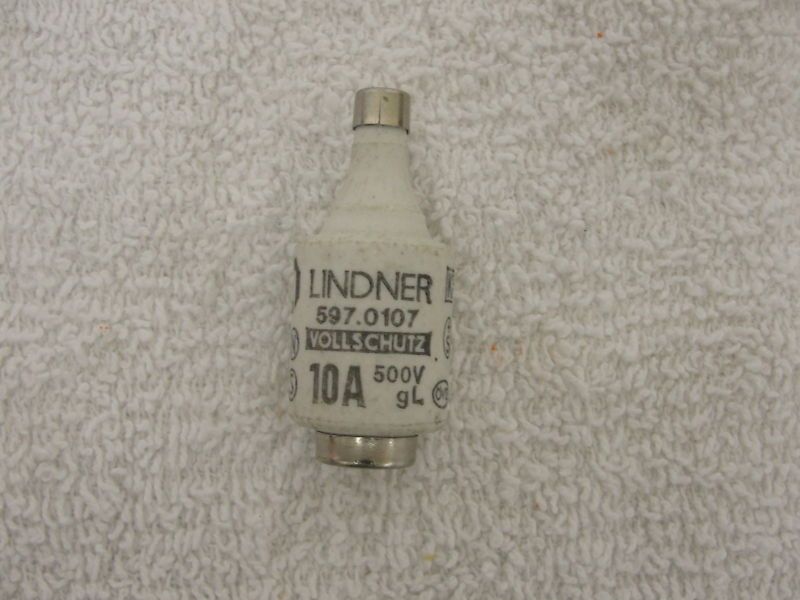 LINDNER FUSE 10A, 500V, 597.0107, 10D27  