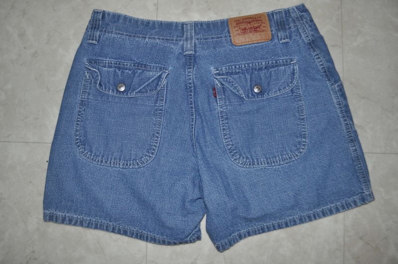 Levis denim jeans shorts size 12 misses  