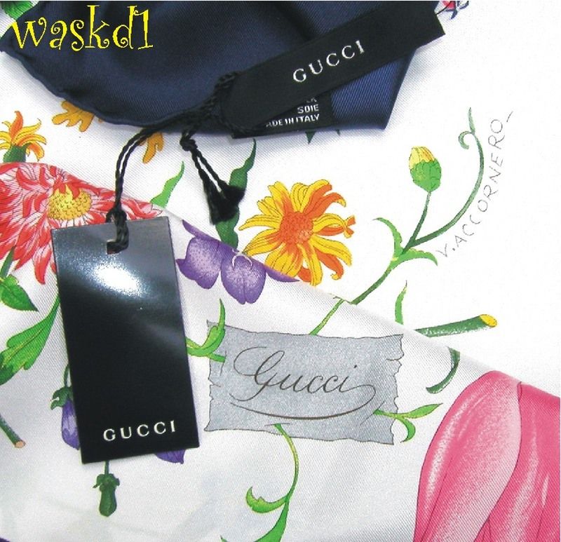 100% Authentic and absolutely gorgeous GUCCI large 100% silk twill 