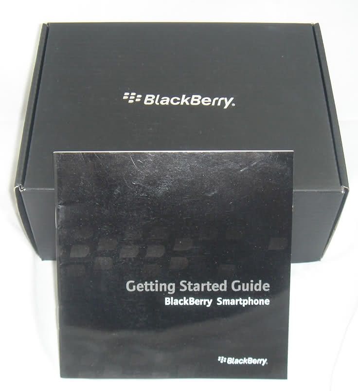 NEW IN BOX UNLOCKED BLACKBERRY BOLD 9700 SMARTPHONE WITH 8G MicroSD 