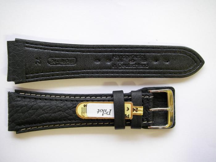 Di Modell Pilot shrunken cowhide black WR watch band  