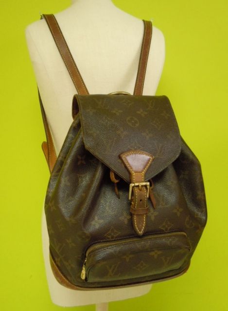 ALE LOUIS VUITTON Monogram MONTSOURIS MM Backpack LV Bag M51136 Sac 