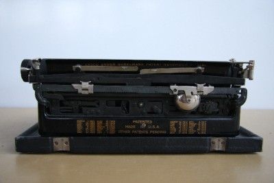 Vintage 1920s UNDERWOOD Standard 3 Bank Glass Key Manual Portable 