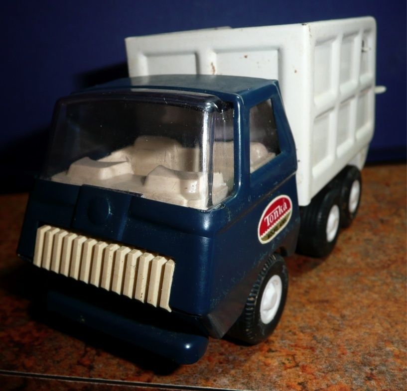 1970  73 Tiny Tonka Trash / Garbage Truck no. 55040  