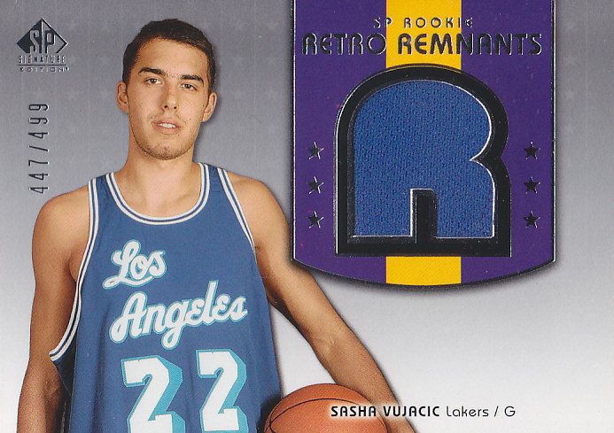 04 05 SP SIGNATURE RC JERSEY SASHA VUJACIC /499 LAKERS  