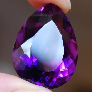 DAZZLING 2.60 CT PEAR FACET CZOCHRALSKI ALEXANDRITE  