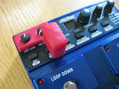 FABE   Footswitch for saving loops on the Jamman Stereo  