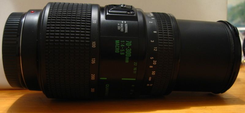 QUANTARAY TECH 10 MX AF 70 300MM f4 5.6 MACRO LENS For MINOLTA WITH 