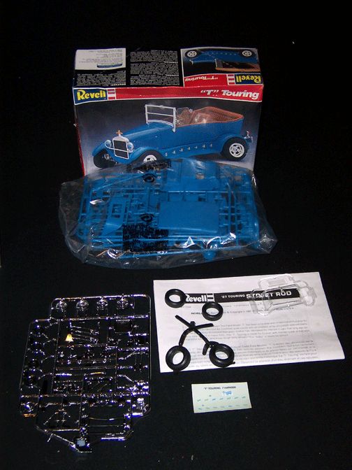   Monogram Classic Car Ford Model Kit Lot Speedwagon, Coupe, Street Rod