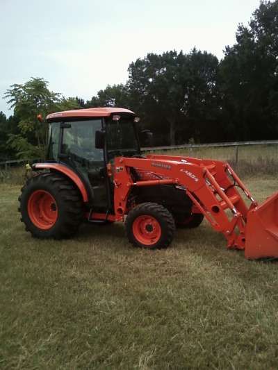 2011 Kubota L4240 Tractor with Cab and Loader  