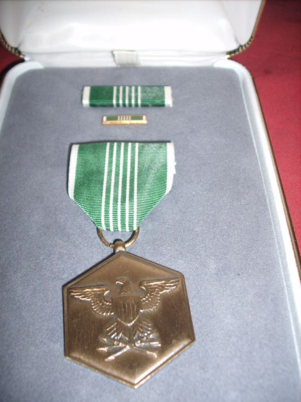 UNITED STATES OF AMERICA MILITARY MERIT MEDAL SET  