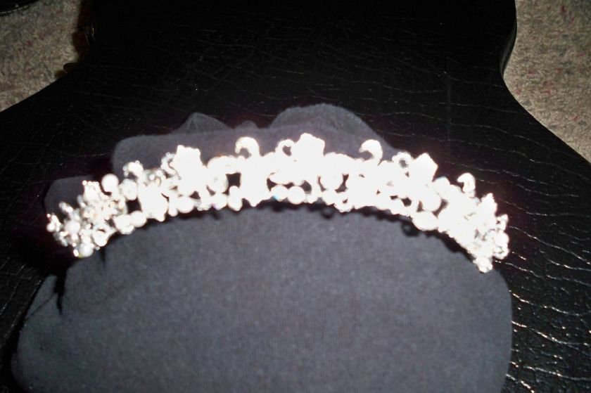 Davids Bridal Pearl/Crystal Style Tiara  