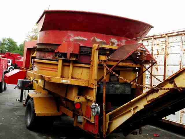 Haybuster IG 10 Tub Grinder Wood Waste Recycling  