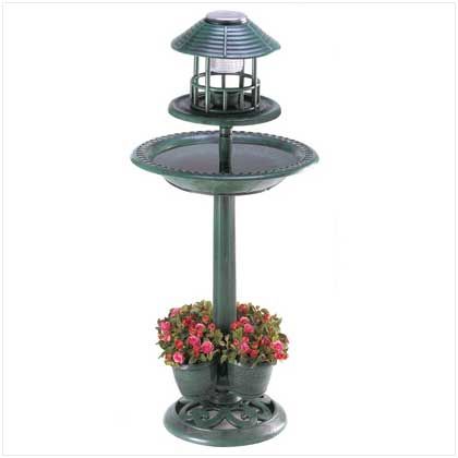 SOLAR LIGHT GARDEN CENTERPIECE Outdoor Yard Planter NEW  