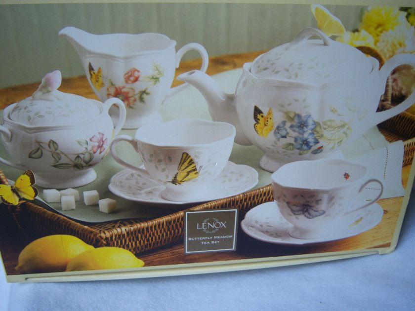   Meadow 7pc Tea Set Pot Creamer Sugar Bowl Lid Cups Saucers NEW