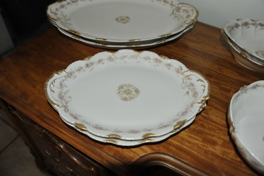 Theodore Haviland Limaoge China Set LARGE 118 Piece Set  