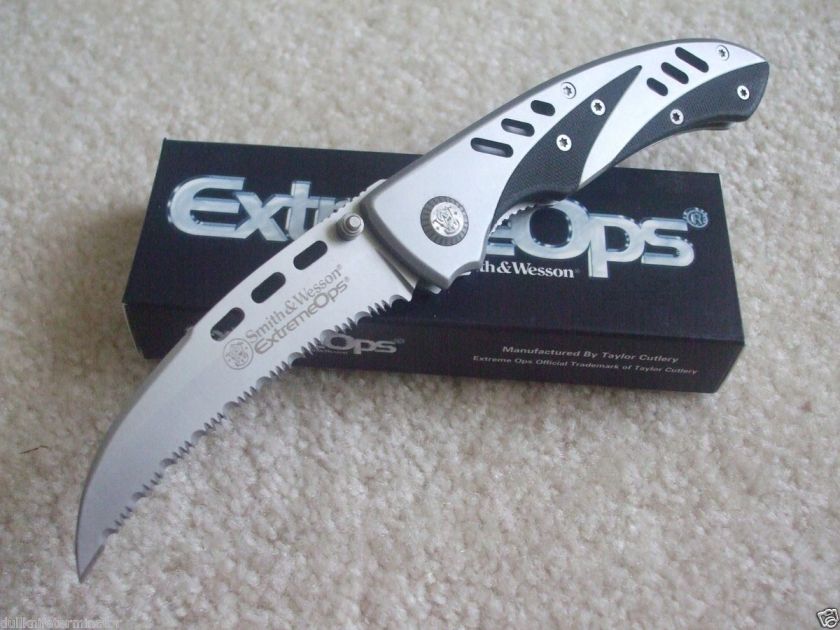 Smith & Wesson Extreme Ops Serrated Edge Hawkbill Knife CKHBS New 