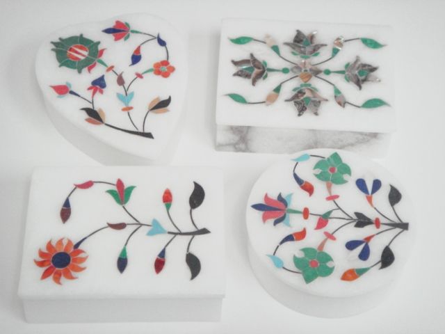 ASSORT SOAPSTONE FLOWER JEWELRY TRINKET BOXES #F 304A  