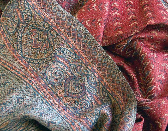 Large, Paisley, Wool Shawl. Dramatically Beautiful  