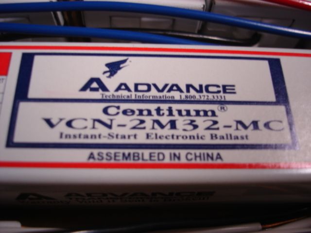 Advance VCN 2M32 MC 277V 2 Lamp T8 Electronic Ballast 2  