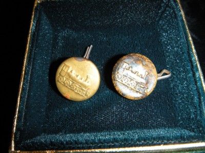 VINTAGE SET OF BRASS METAL TRAIN MENS CUFFLINKS  