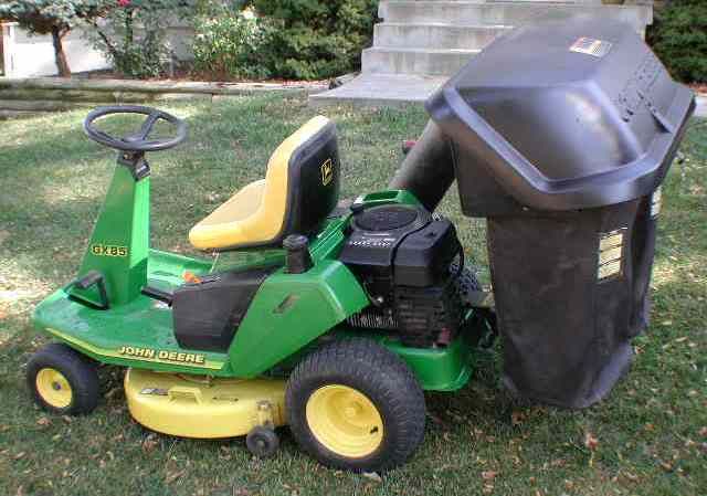 John Deere GX85 Rear Engine Riding Mower with Twin Bagger & Mulch 