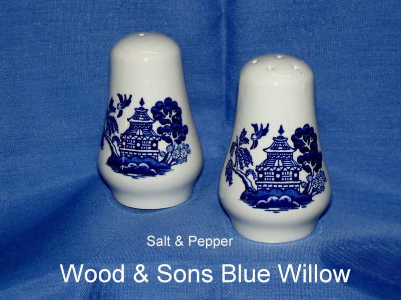 Wood & Sons Dinnerware ~BLUE WILLOW~Salt & Pepper~NEW  