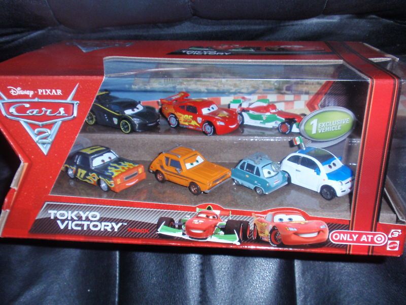 Disney Cars 2 TOKYO VICTORY 7 FRANK CLUTCHENSON LEWIS  