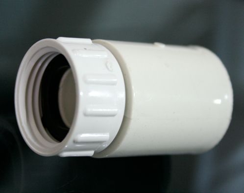 PVC Sprinkler Pipe to Garden Hose Connector   Threaded  