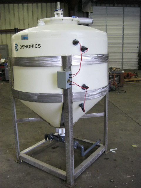 OSMONICS ST 250 WATER STORAGE TANK 125 150 GAL CAP  